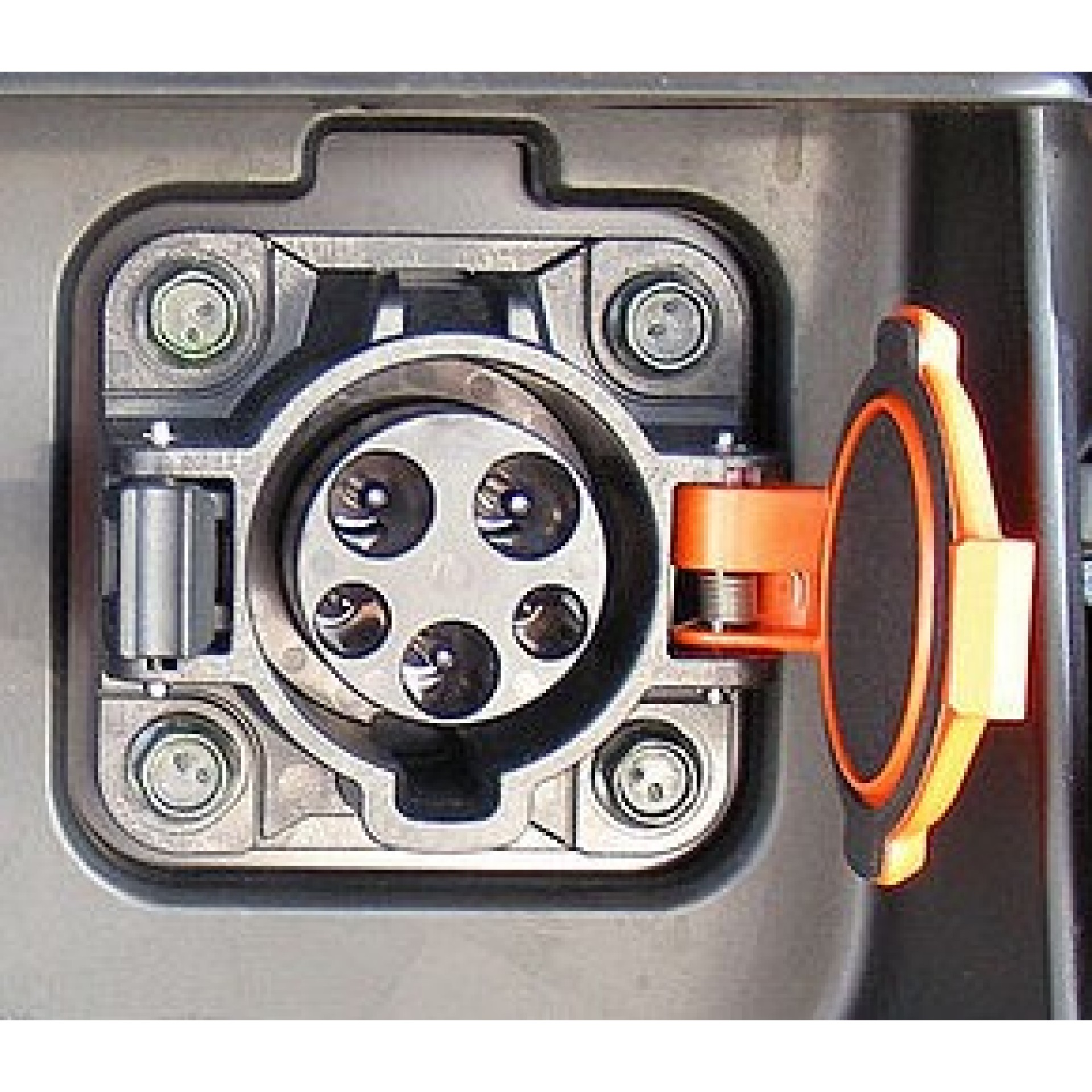 Nissan leaf charger shop type
